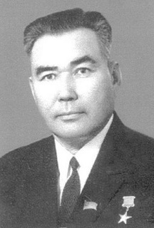 Жалаңаш Молдова қыздары Ерінге спермы бар үйдегі минет фото